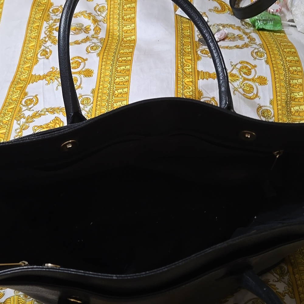 Chanel Executive tote bag - Picture 6 of 9